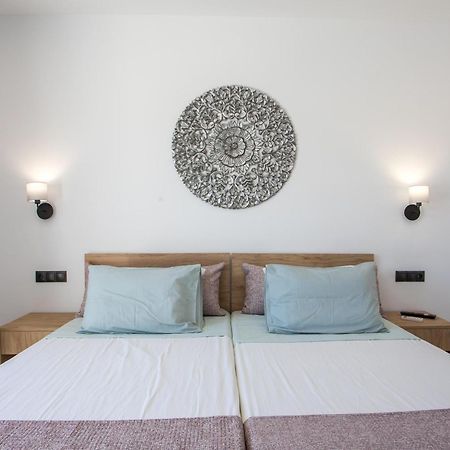 פליראקי Lisabeth Apartments מראה חיצוני תמונה