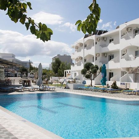 פליראקי Lisabeth Apartments מראה חיצוני תמונה