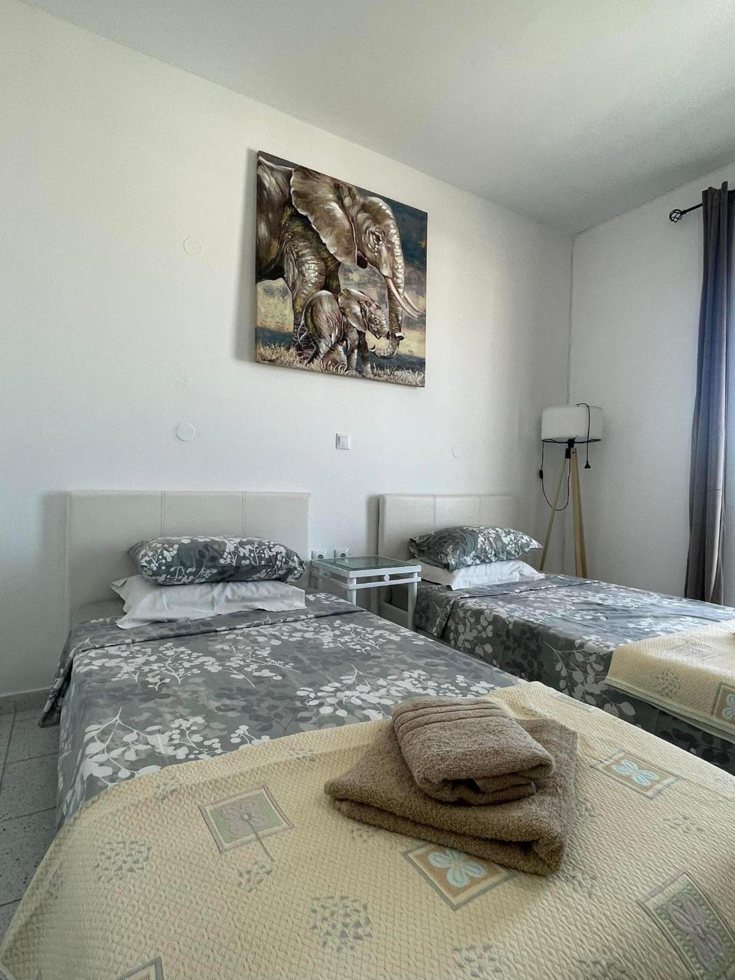 פליראקי Lisabeth Apartments מראה חיצוני תמונה