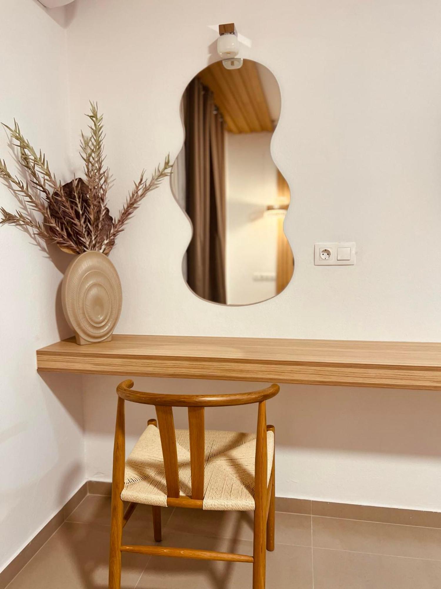 פליראקי Lisabeth Apartments מראה חיצוני תמונה