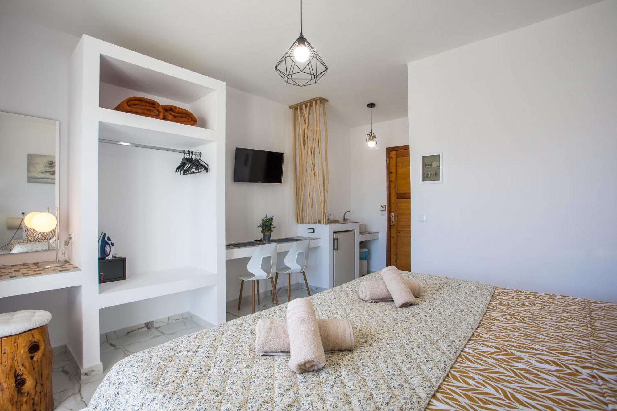 פליראקי Lisabeth Apartments מראה חיצוני תמונה