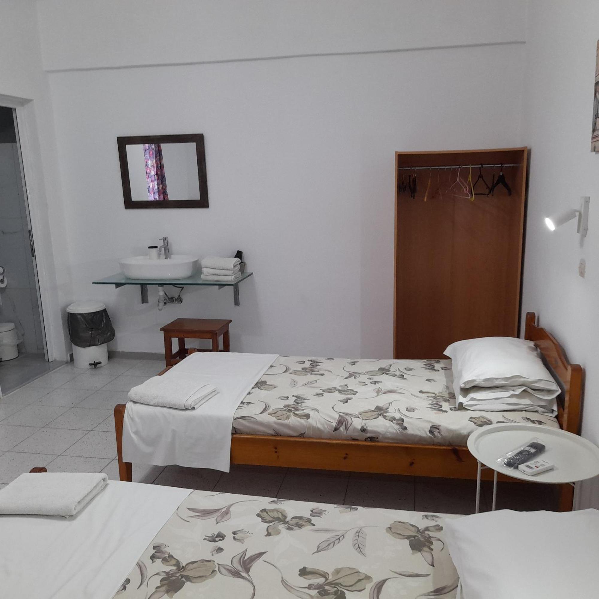 פליראקי Lisabeth Apartments מראה חיצוני תמונה